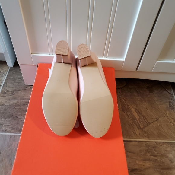 Ankle strap pumps-6.5 - Picture 9 of 9